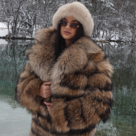 Krznena bunda - Poshy Collar