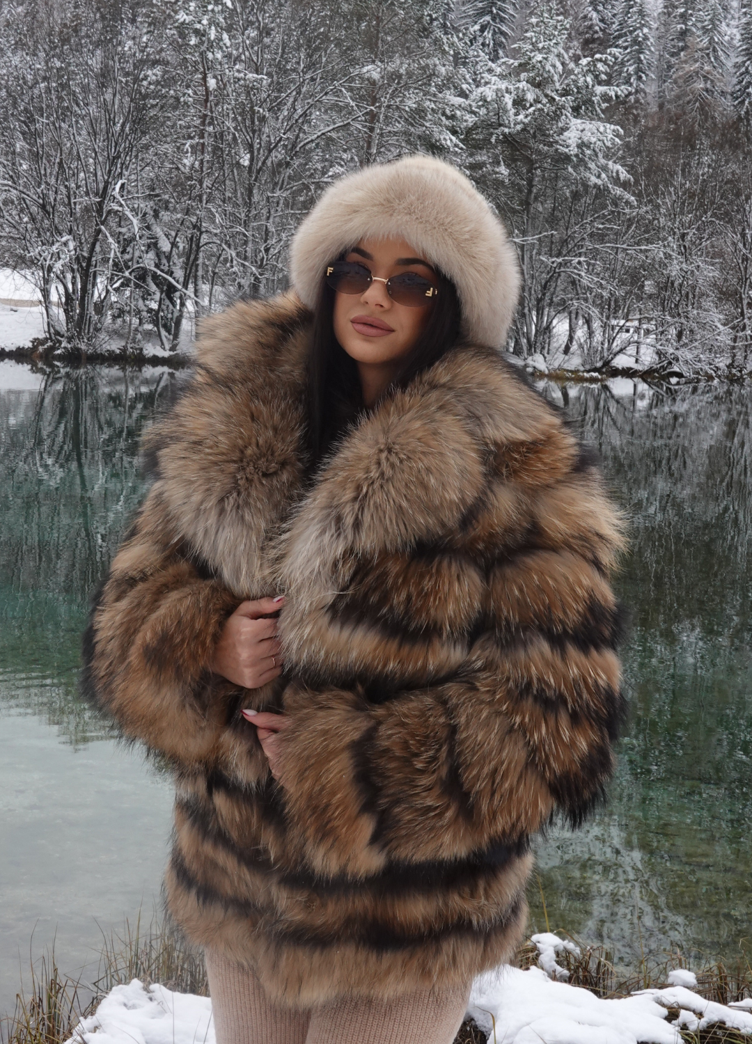 Krznena bunda - Poshy Collar